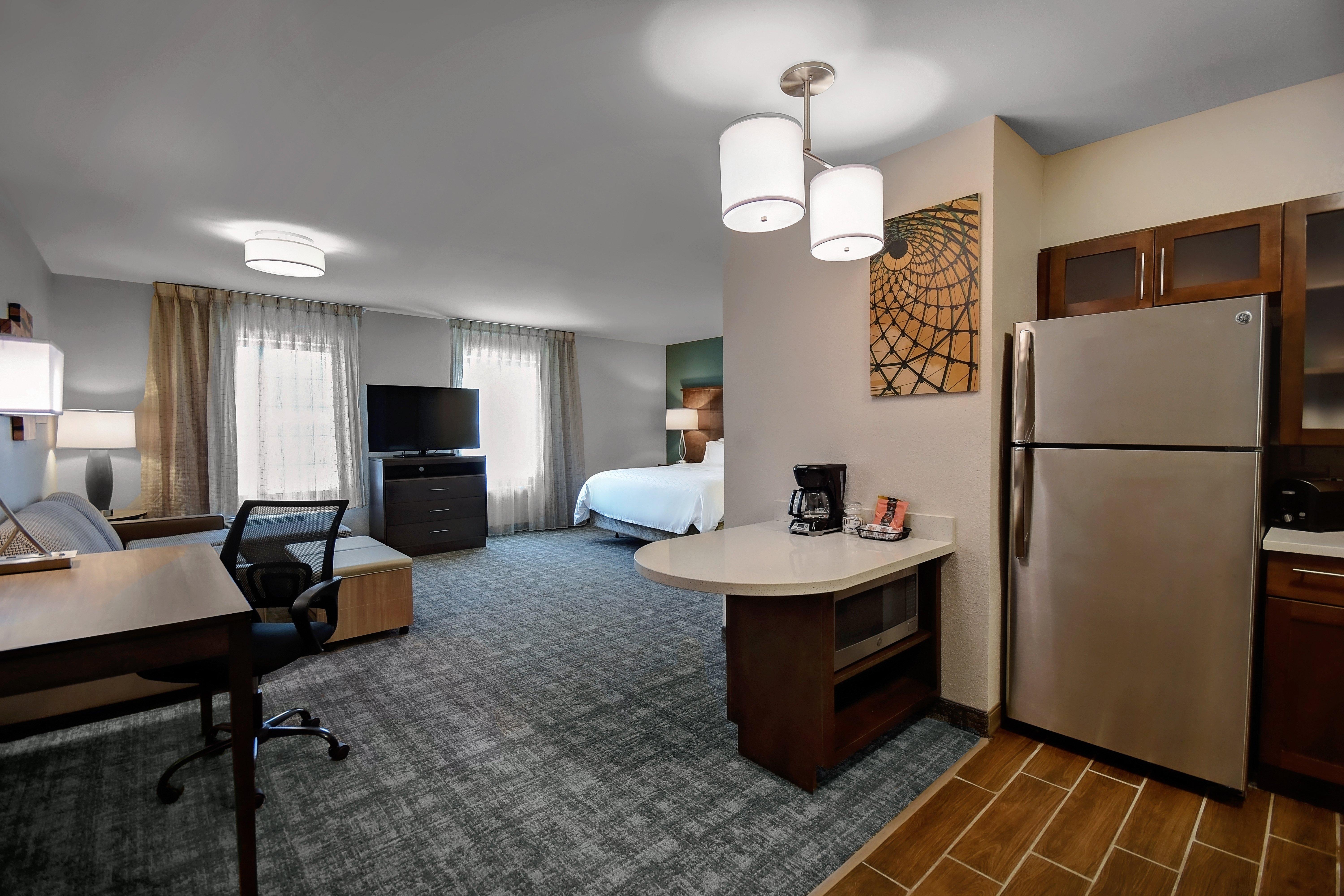 Staybridge Suites - Holland By Ihg מראה חיצוני תמונה