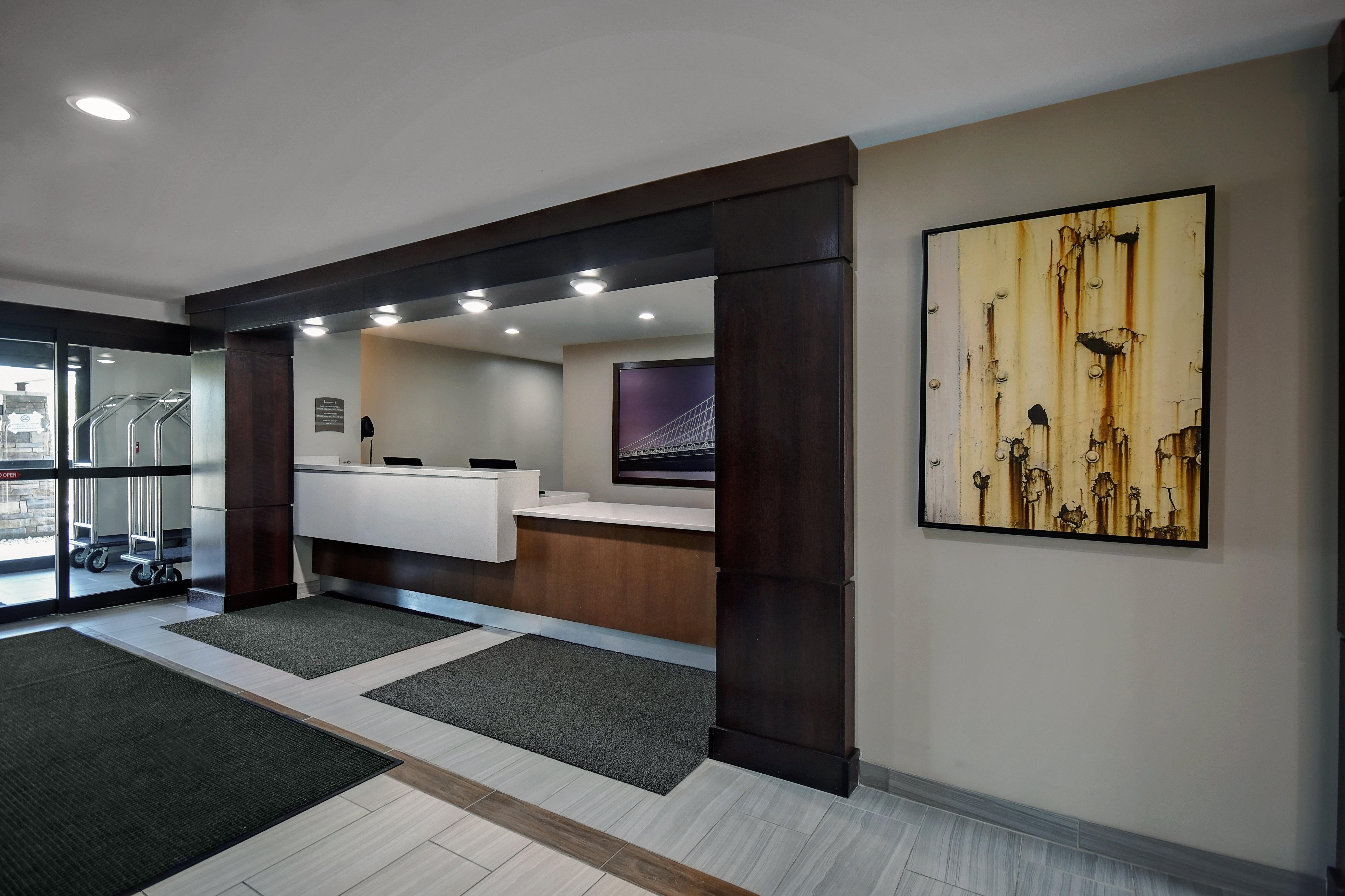 Staybridge Suites - Holland By Ihg מראה חיצוני תמונה