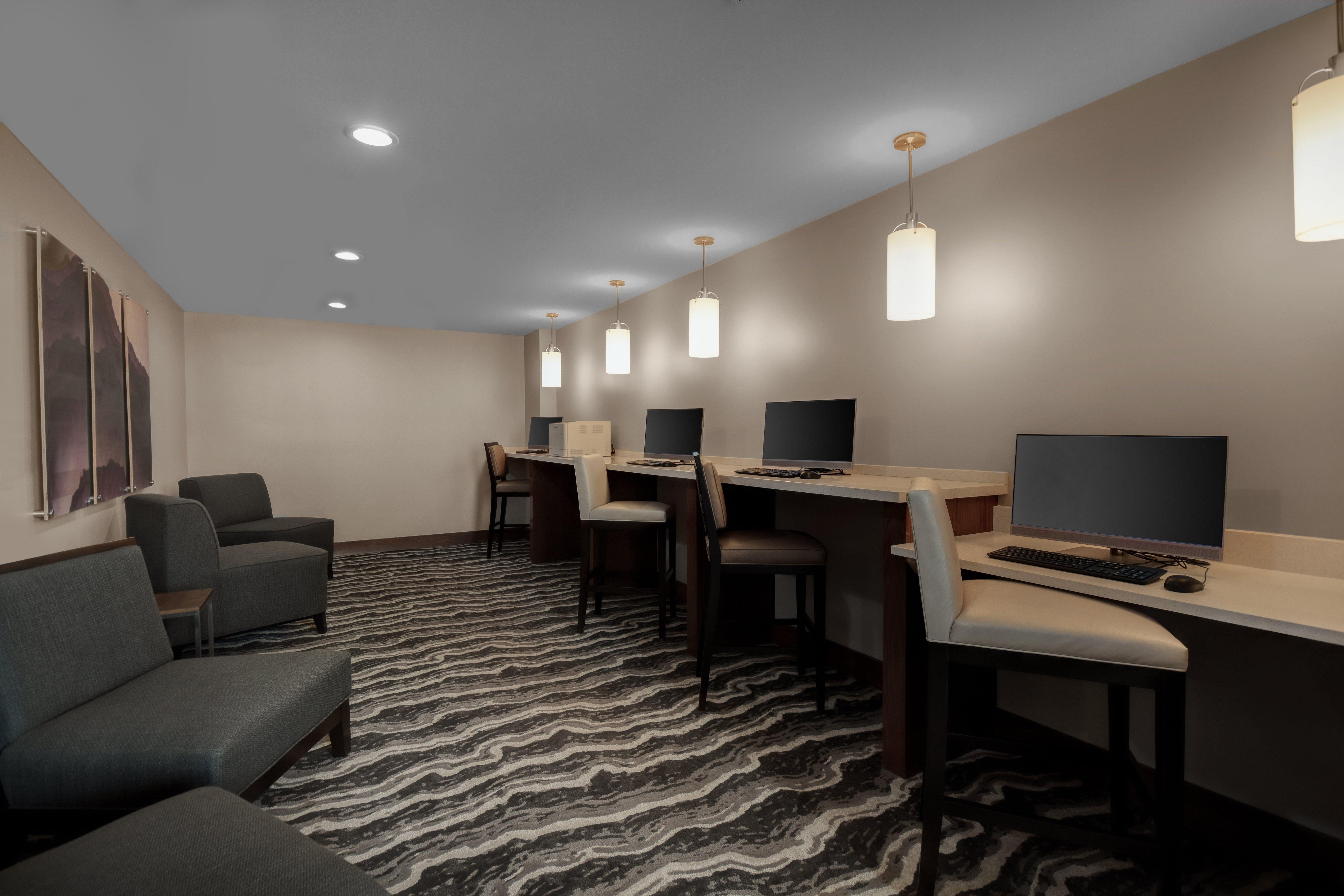 Staybridge Suites - Holland By Ihg מראה חיצוני תמונה
