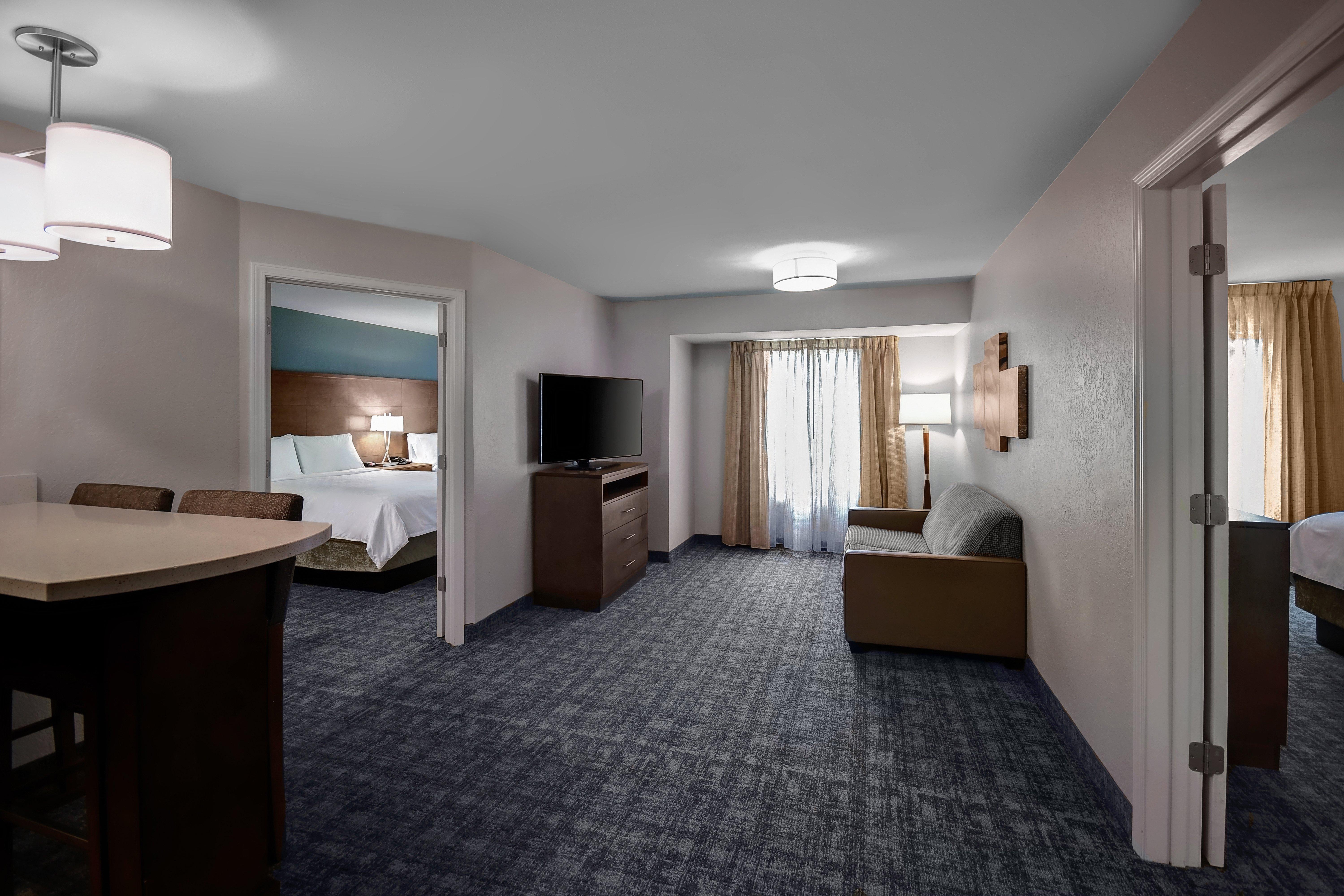 Staybridge Suites - Holland By Ihg מראה חיצוני תמונה