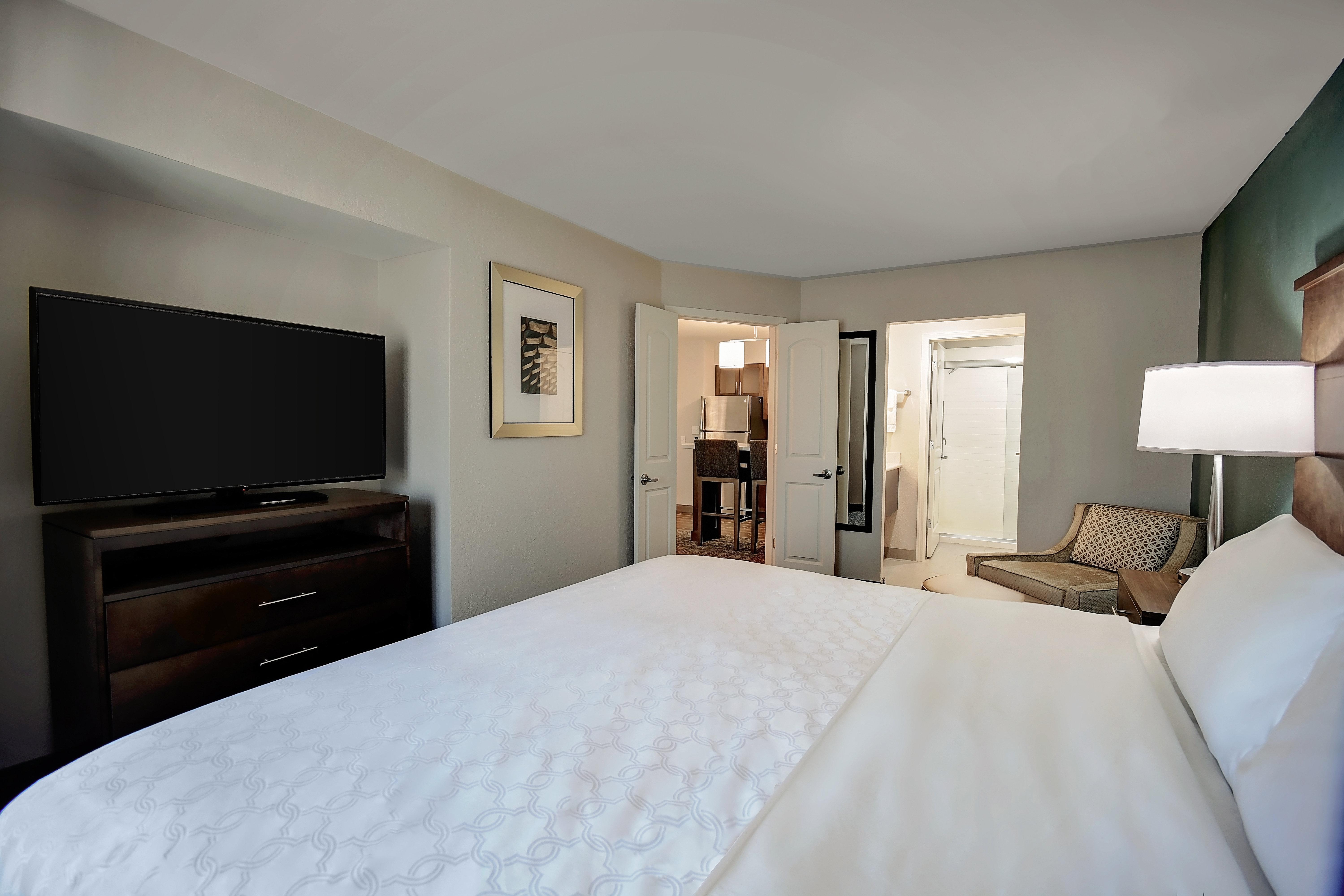 Staybridge Suites - Holland By Ihg מראה חיצוני תמונה
