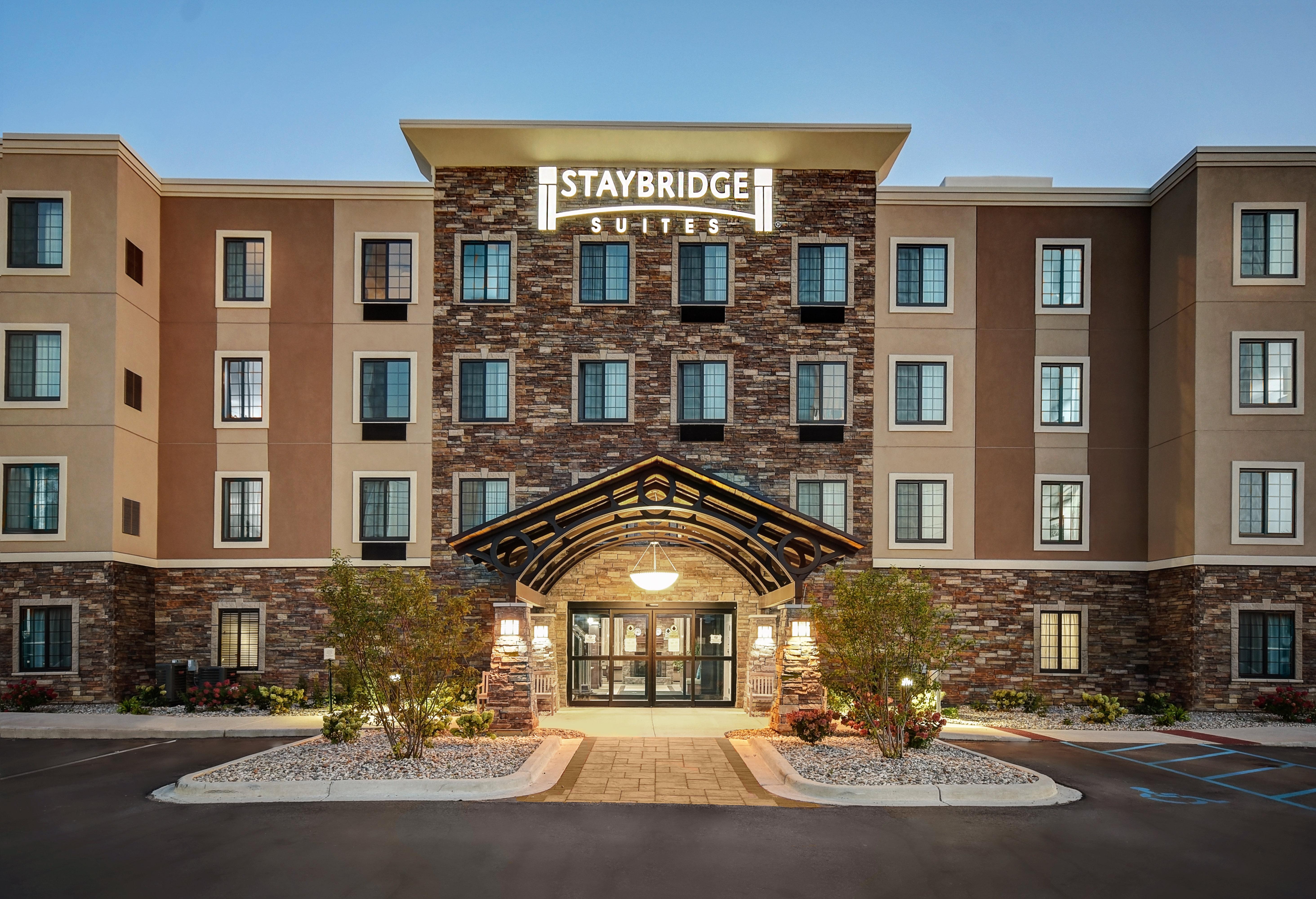 Staybridge Suites - Holland By Ihg מראה חיצוני תמונה